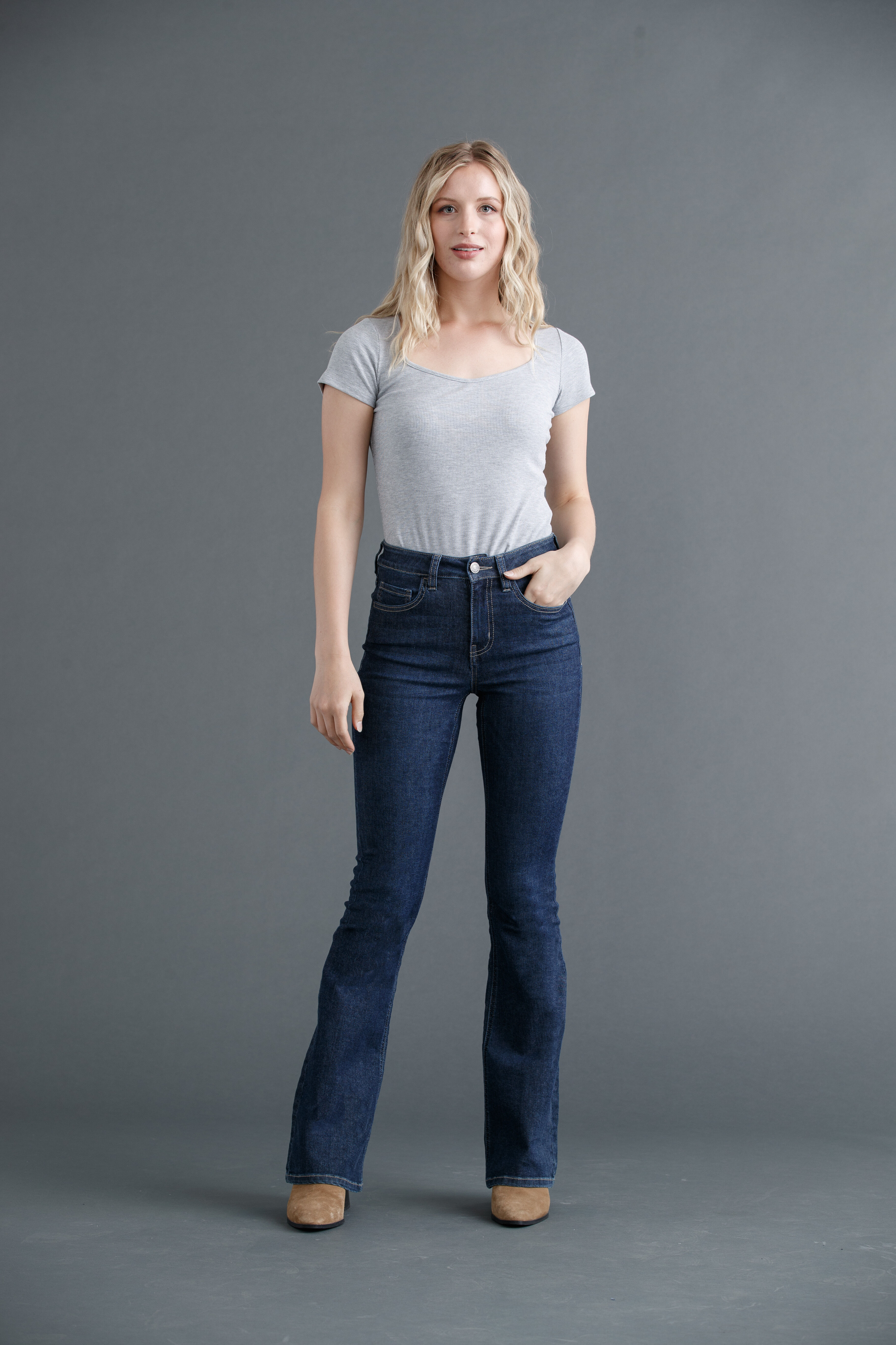 Women s Girlfriend Jeans Size 24 to 44 Warehouse One
